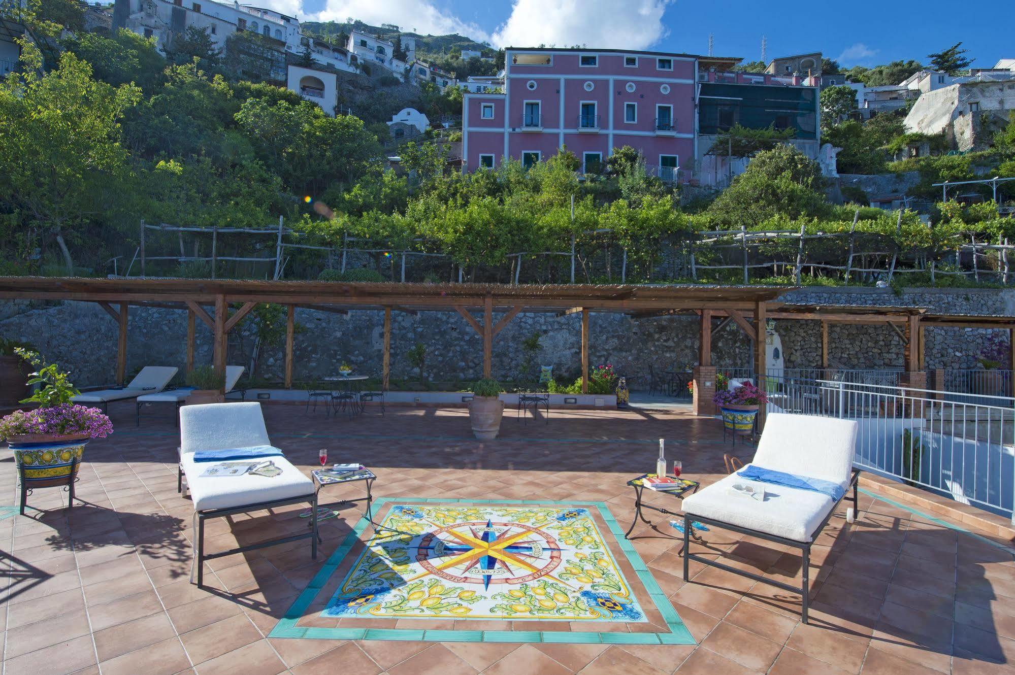 Aparthotel Il Giardino Dei Limoni Praiano Exterior foto